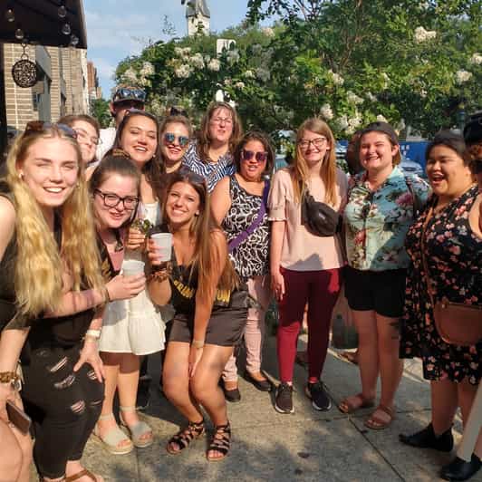 Savannah: True Crime Pub Crawl, The Original Murder Tour - From bar to bar, Savannah’s darker side unfolds