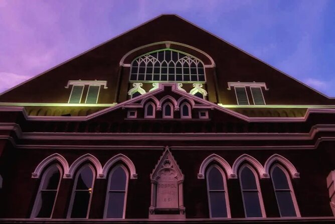 Seeking Spirits Haunted Night-Time Pub Crawl in Nashville - Hard Rock Cafe: an easy start with a haunted tale