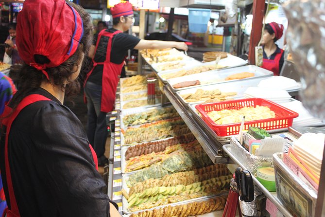 Seoul: Anthony Bourdain-Inspired BBQ and Pub Experience - How much food and drink do you receive?
