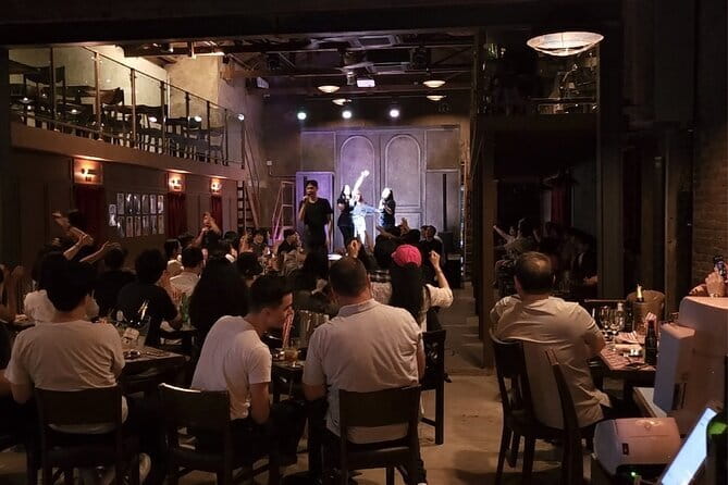 Seoul: LGBTQ+ Pub Crawl and Drag Show with Local Drag Queen - Getting there and handling the late schedule