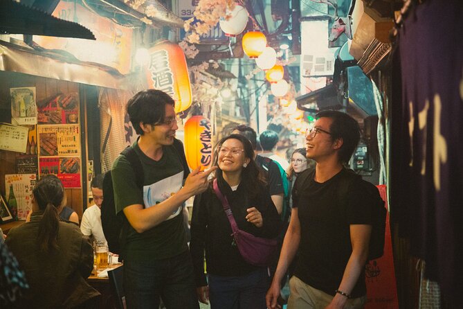 Shinjuku Izakaya and Golden Gai Bar Hopping Tour - Why this two-hour night works well