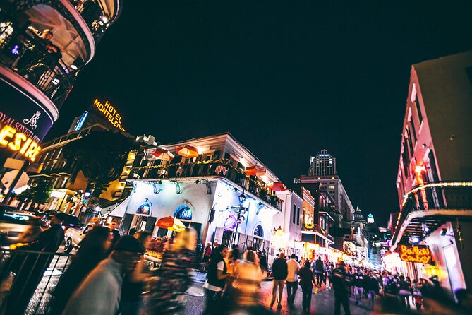 Sin and Tonic Pub Crawl in New Orleans - Four bars, four New Orleans stories