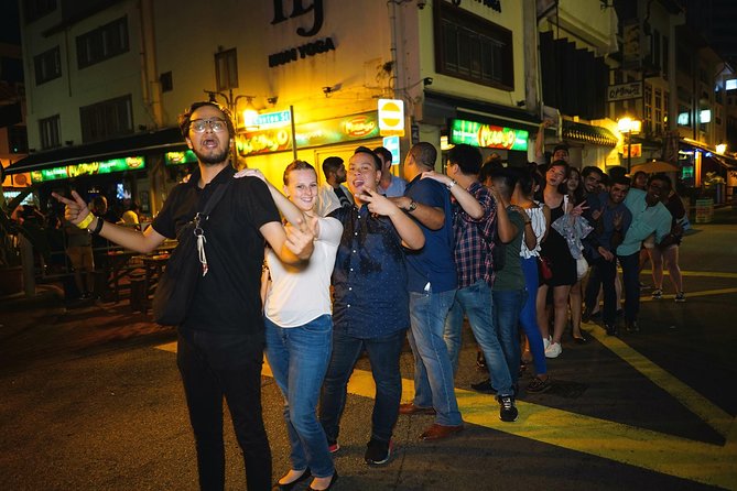 Singapore Pub Crawl - Who should book this Singapore pub crawl?