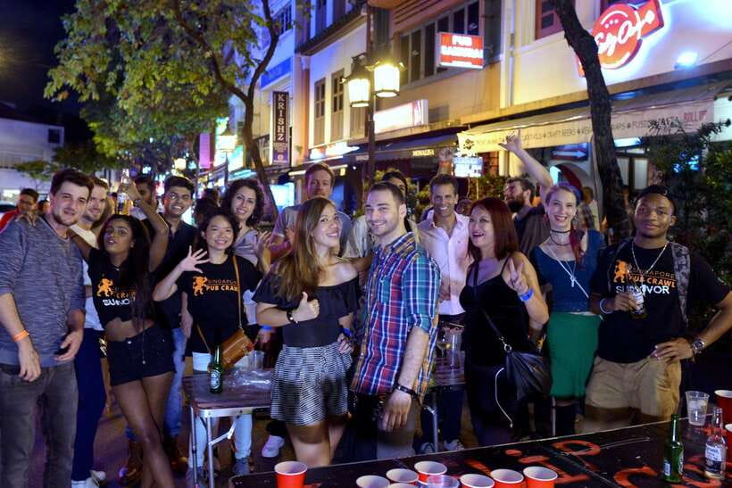 Singapore Pub Crawl - Party like a Local - Key points to know before booking