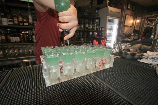 Singapore Pub Crawl - The first two bars: drinks, games, and group chemistry
