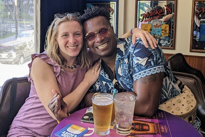 Sips & Secrets of Hawaii Pub Crawl - Who will enjoy this most