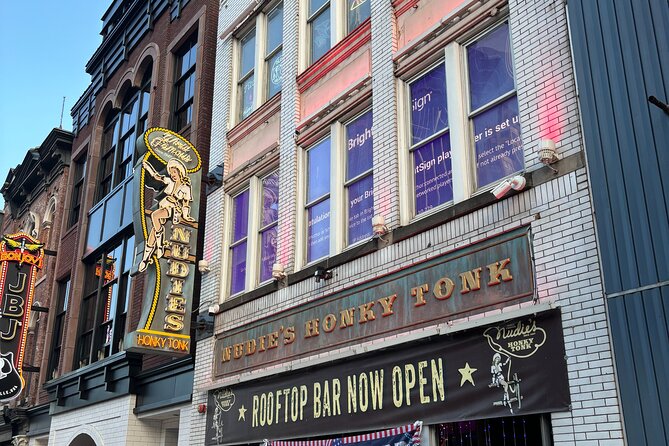 Spirits of Nashville Haunted Pub Crawl - Why this Nashville tour works as a first night activity