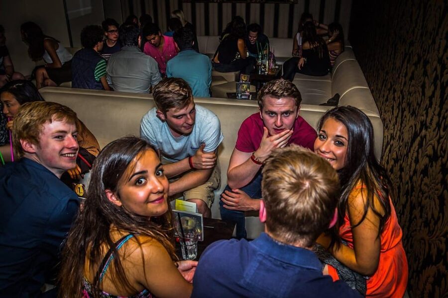 Stockholm: The Original Pub Crawl - Dancing, karaoke, and the final club