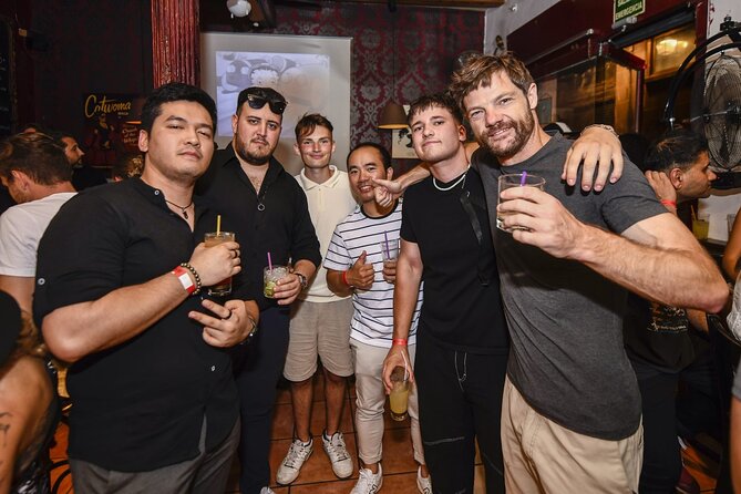 Stockholm: The Original Pub Crawl with Shots + VIP Club Access - Crowds, music, and the Thursday problem