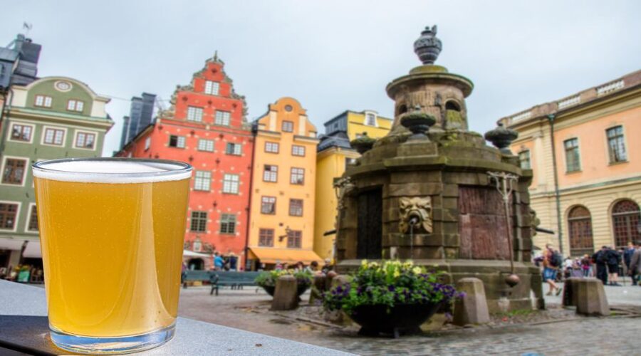 Swedish Beer Tasting Tour in Stockholm Old Town Pubs - The private format changes the experience