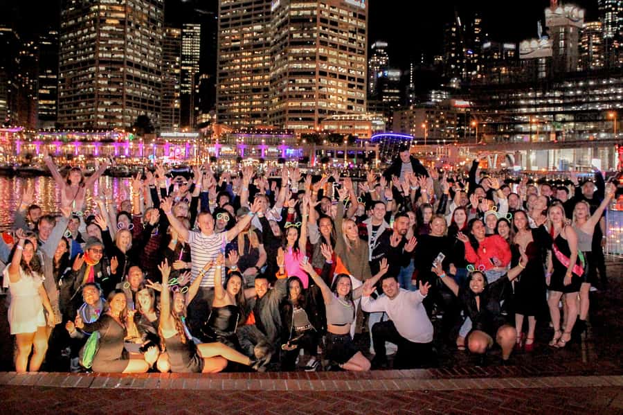 Sydney: Big Night Out Pub Crawl with Local Party Hosts - Key points at a glance