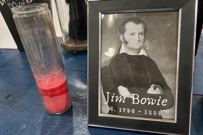 Texas’ Oldest Haunted Pub Crawl Shared Walking Tour - The stories are the heart of the night