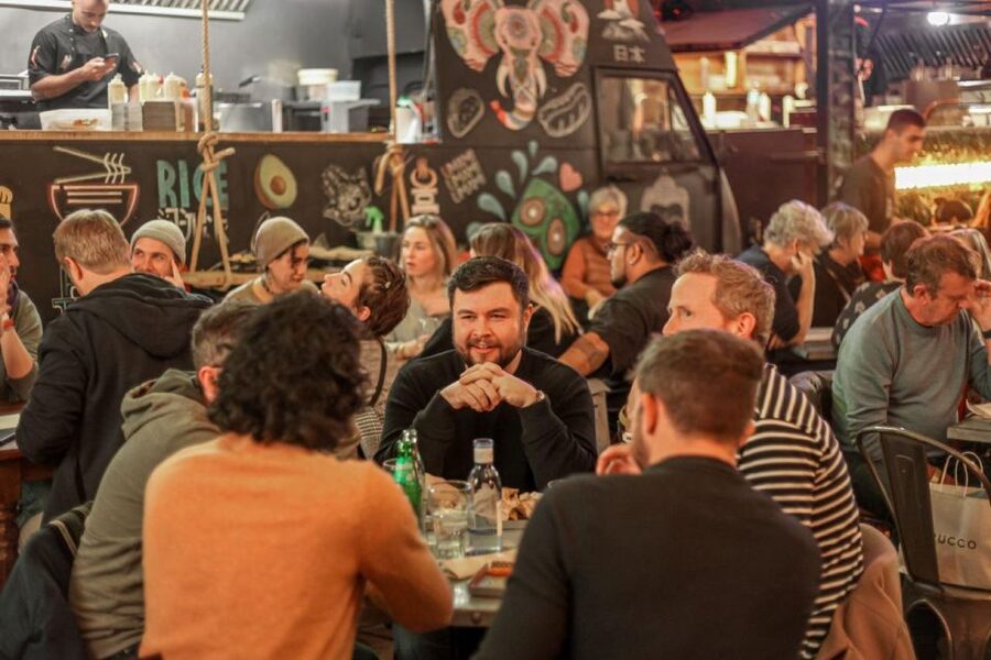 The Biggest Pub Quiz in Valencia - Who will enjoy this most?