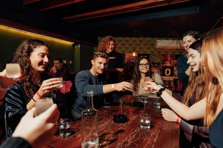 The Crawl Co. – Kreuzberg Alternative Pub & Bar Experience - How the host shapes the evening