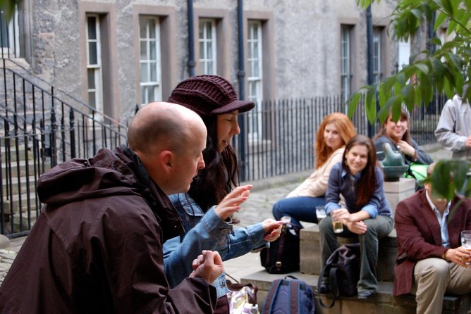 The Edinburgh Literary Pub Tour - Why this tour works better than a standard literary lecture