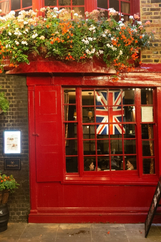 The London Historic Pubs Tour - Why this pub walk works for London history