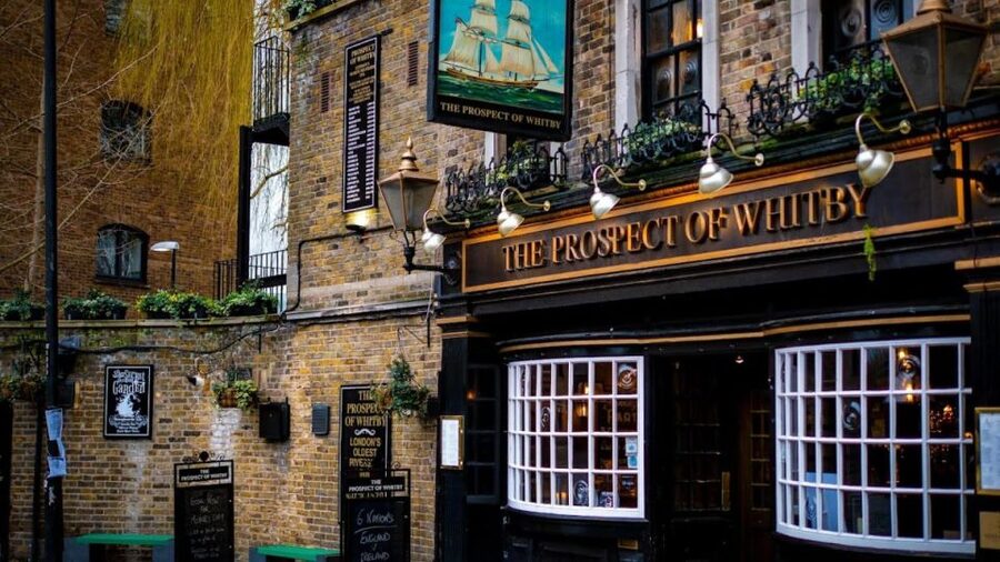 The London Historic Pubs Tour - The Prospect of Whitby, once called the Devil’s Tavern