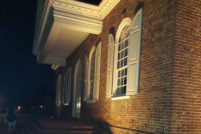 The Murder Tour and Pub Crawl - The murder stories on Williamsburg’s streets