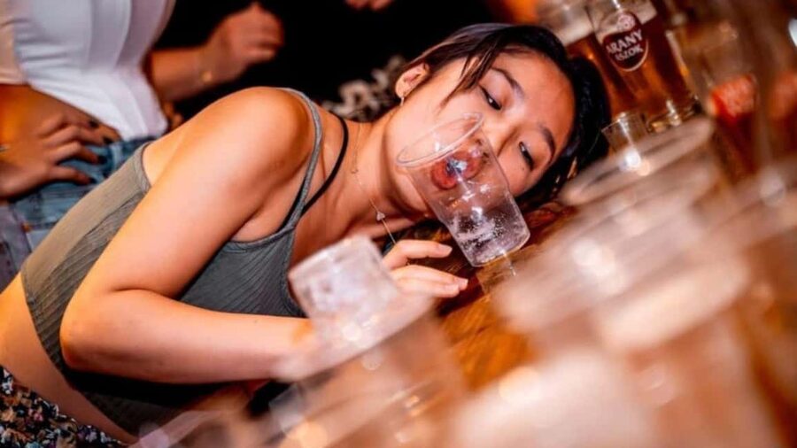 The Original Athens Pub Crawl With VIP Club Entry - Drinking games that help solo visitors settle in