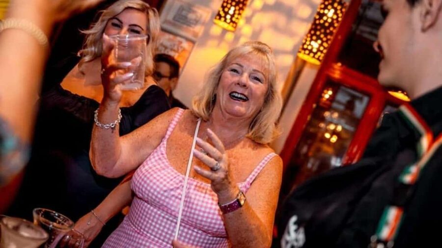 The Original Athens Pub Crawl With VIP Club Entry - Walking Athens after dark