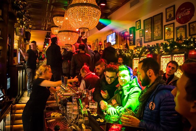 The Original Budapest Pub Crawl – Free Shots, Games & VIP Entry - The middle of the evening: follow the group, not your map