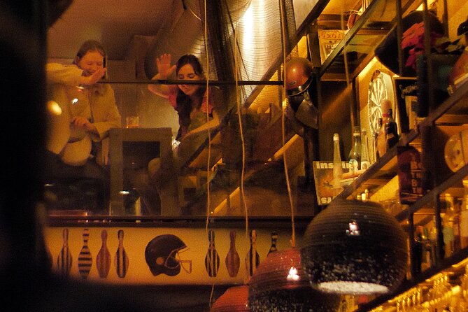Thursday & Friday Night Pub Crawl for Professionals in Athens - What the hosts add to the night
