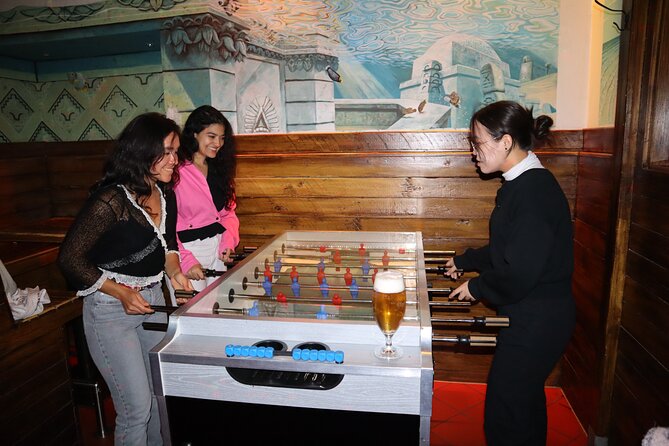 Thursday Night Pub Crawl for Professionals in Vienna, Austria - Funky Monkey finishes with a DJ and free entry