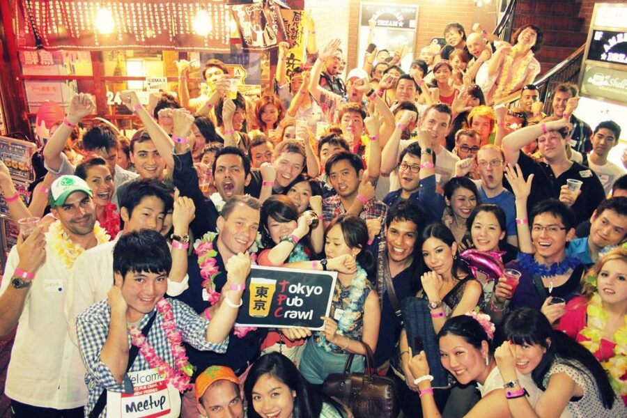Tokyo: Pub Crawl and Bar Tour - The first local bar: an easy start