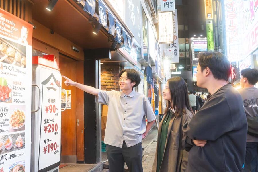 Tokyo: Shibuya Bar-hopping Night tour - Stop Two: Yumeji Street and a Shorter Food Break