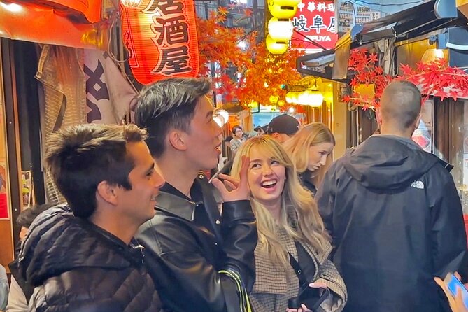 Tokyo: Shinjuku Bar Hopping & Night Walking Tour - The guides make or break the evening