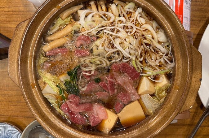 Tokyo Shinjuku Bar Hopping –Wagyu , Ramen & 7 Dishes - Japanese games that make conversation easier