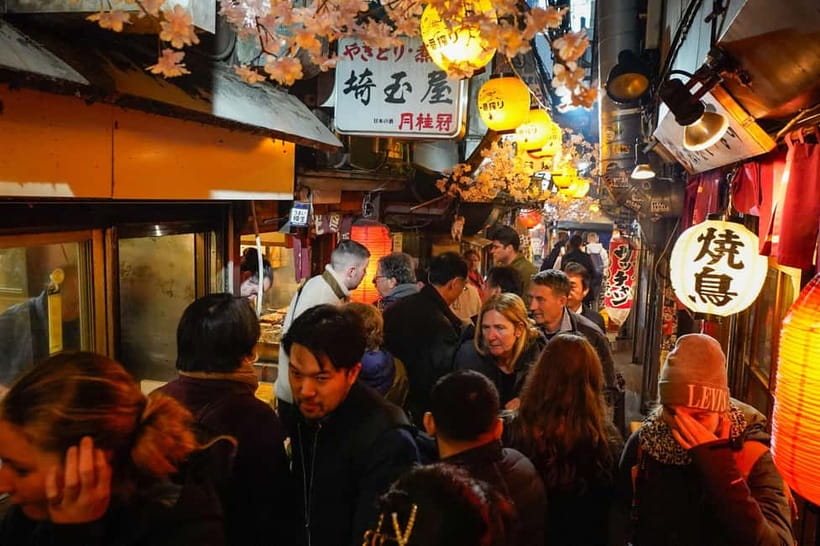 Tokyo: Shinjuku Golden Gai Bar Hopping Night Tour - Tokyu Kabukicho Tower and Modern Shinjuku