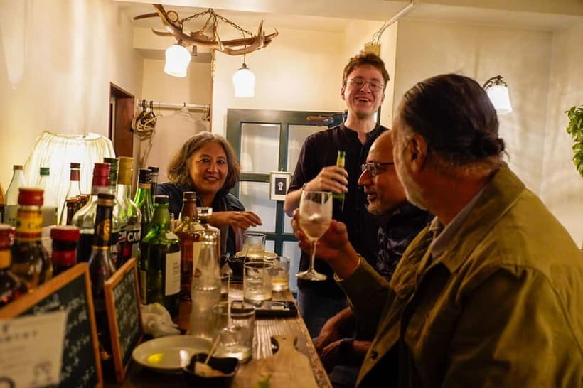 Tokyo: Shinjuku Golden Gai Bar Hopping Night Tour - Hanazono Shrine: A Quiet Finish