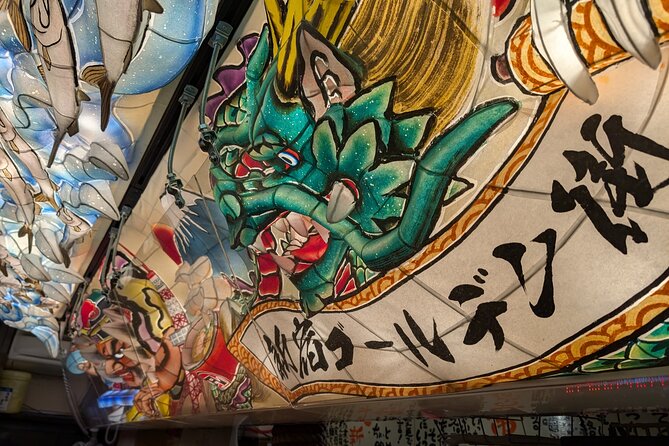 Tokyo: Shinjuku Golden Gai Bar Hopping that only locals know - Timing, meeting point, and practical comfort