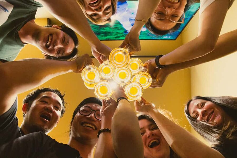 Tokyo: Shinjuku Izakaya and Golden Gai Bar Hopping Tour (2h) - Timing, walking, and the $96 price