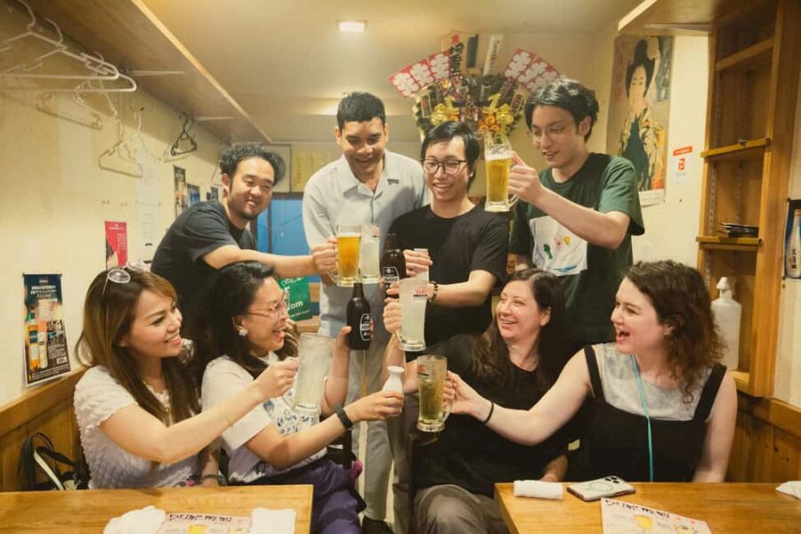 Tokyo: Shinjuku Izakaya and Golden Gai Bar Hopping Tour (2h) - Omoide Yokocho: yakitori and old Tokyo atmosphere