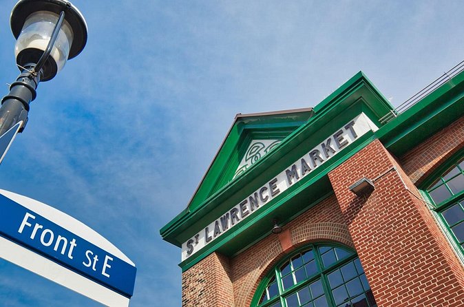 Toronto Local Beer Tour: 2 Beers at 2 Unique & Historical Pubs - What the strongest guide feedback tells you
