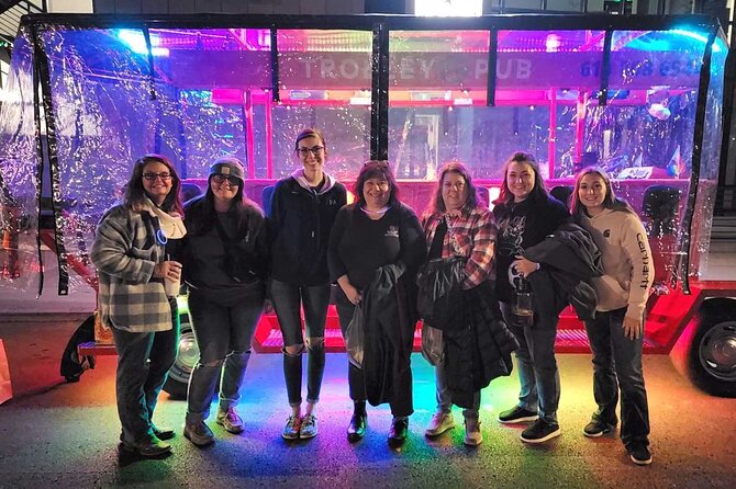 Trolley Pub Holiday Lights Tour in Columbus - Winter comfort and what to bring