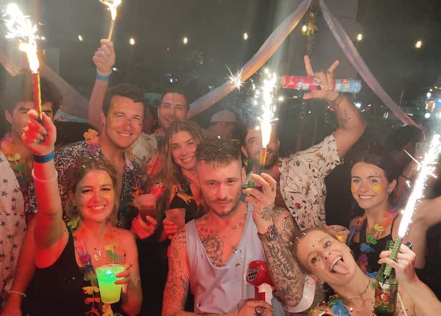 Tulum: Social Pub Crawl , meet fellow travelers, win prices - Starting at Mercado Centauro