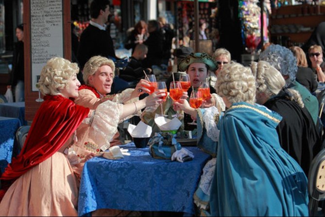 Venice: Venetian Style Carnival Pub Crawl - Key points at a glance