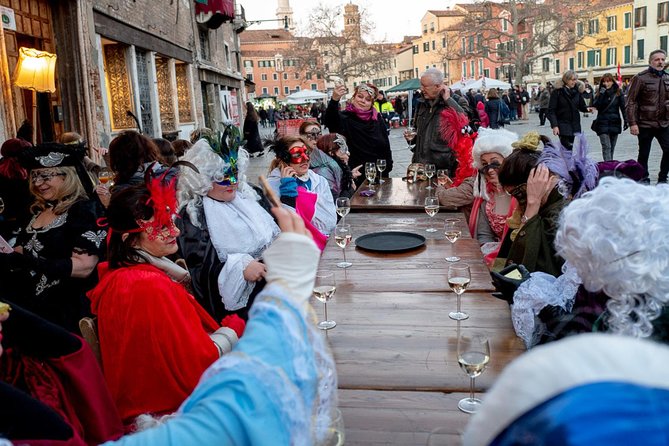 Venice: Venetian Style Carnival Pub Crawl - What Venetian Style means in the bacari