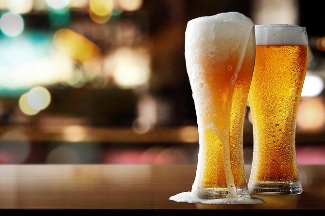 Walking Tour: Historic Chicago Pubs in River North and the Loop - The Green Door Tavern and a speakeasy connection