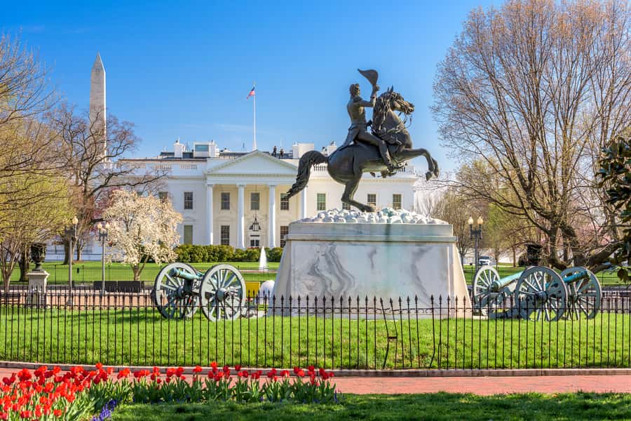 Washington, D.C.: History Tour Pub Crawl - Why the guides matter more than the bar list