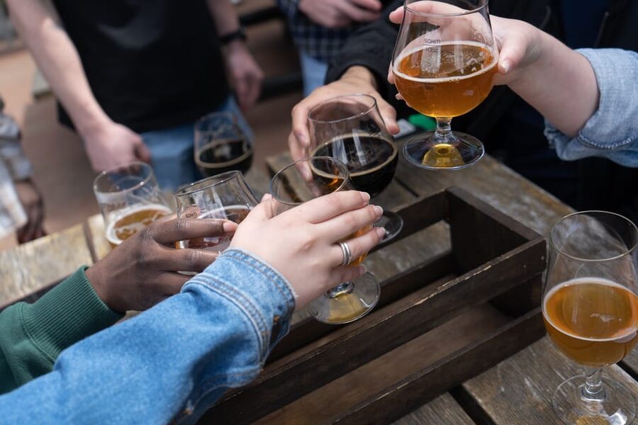 Williamsburg: Colonial Ghosts Haunted Pub Crawl - DoG Street Pub and the final drinking game