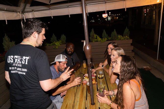 Williamsburg Ghosts and Brews Haunted Pub Crawls - DoG Street Pub brings the town closer