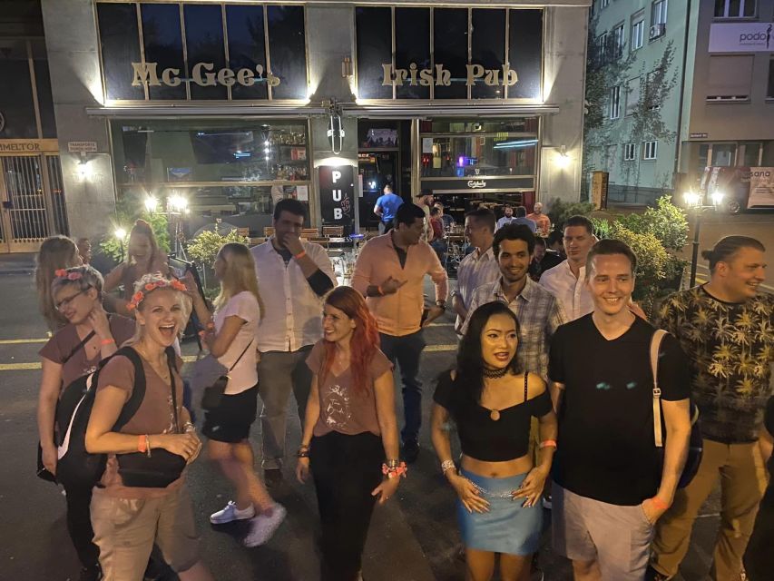 Zurich: Pub Crawl Nightlife Tour with Shots and Snacks - How much nightlife do you get for $39?